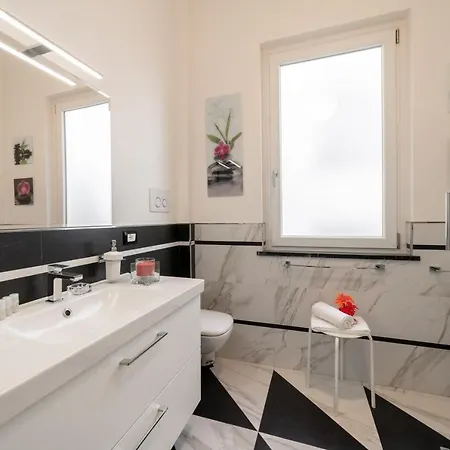 La Maison De Jo * Rome