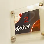 La Maison De Jo לינה וארוחת בוקר 4*